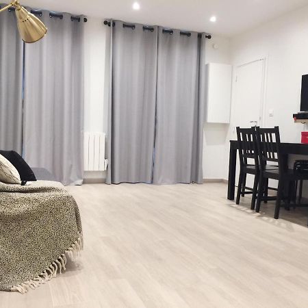 New Apartment In The Heart Of Le Marais Paris Exterior foto